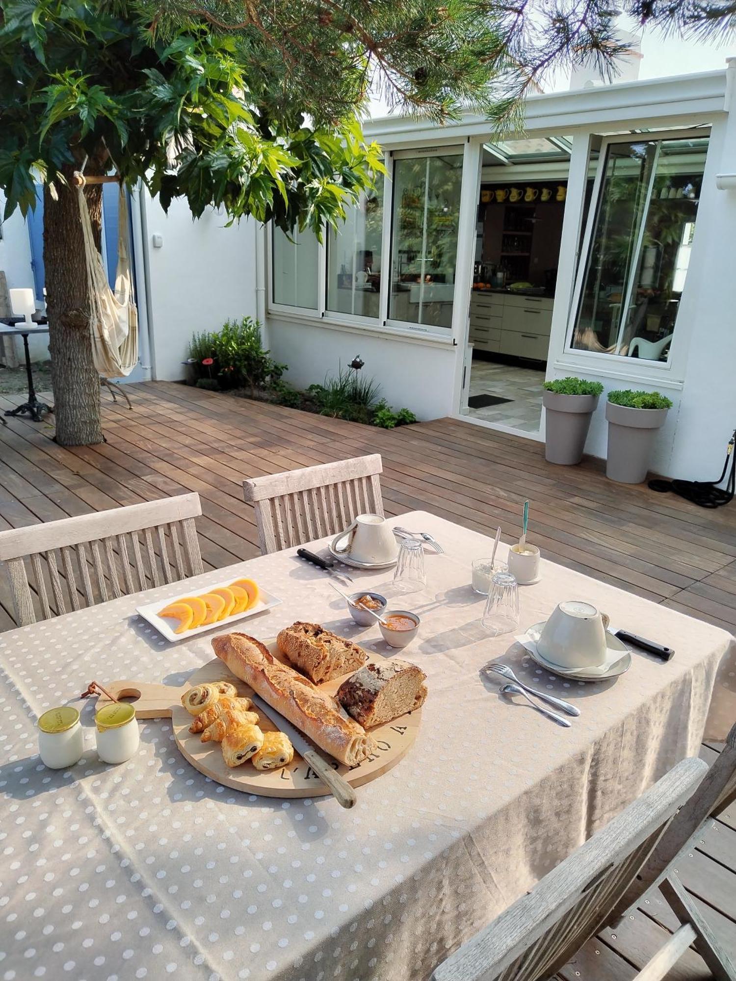 Nataliledeco Bed And Breakfeast La Guérinière Εξωτερικό φωτογραφία